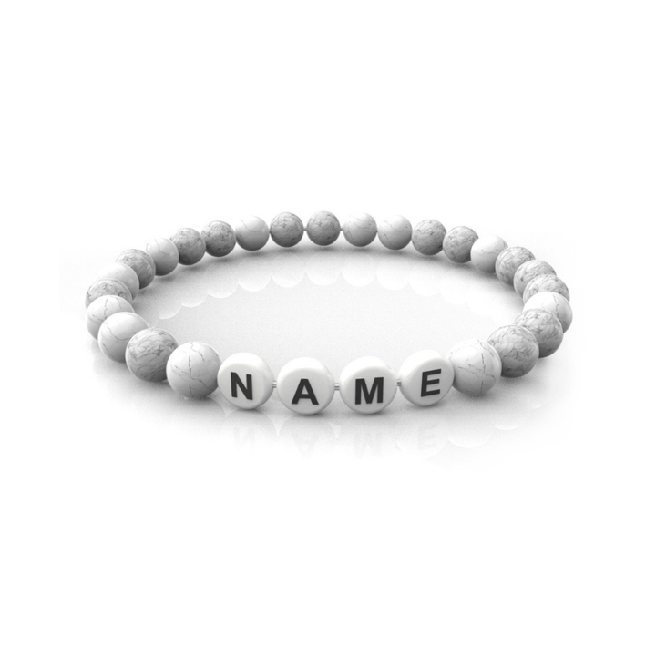 Damen Armband mit Buchstaben in Weiß mit Perlen zum Personalisieren